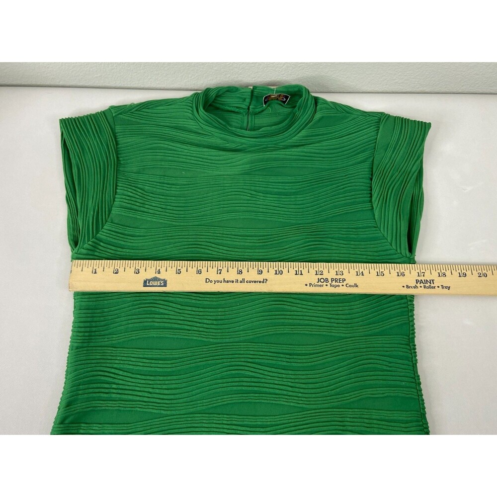Women Small Green Waverly Blouse Cap Sleeve Texture Ripple Casual NWT - Picture 8 of 9